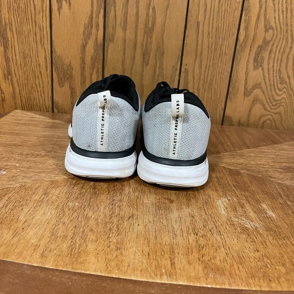 APL:Athletic Propulsion Labs Techloom Pro ,Colors Black & Gray- Women - Picture 9 of 12
